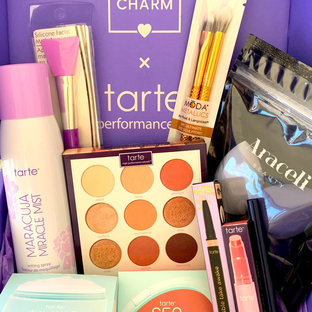 💜🤍TIKTOK FAMOUS-Tarte High Performance Luxury Beauty Set ($230 total value)💜